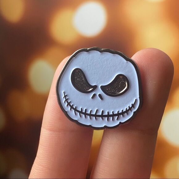 Jack Skull Enamel Pin/ Brooch - Picture 1 of 7